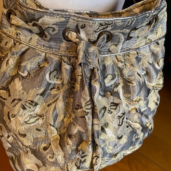 Kimchi Blue Silver and Gold Bucket Handbag - Picture 1 of 10
